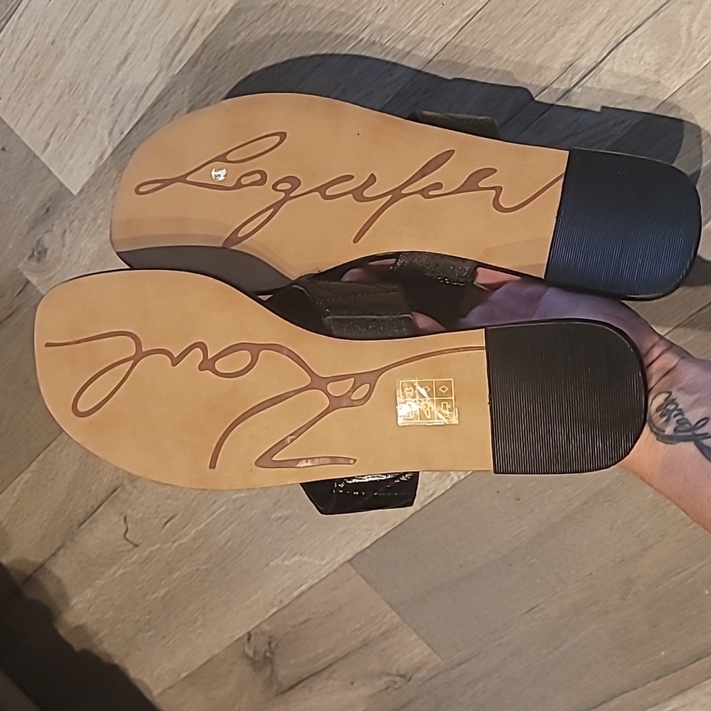 New Karl Lagerfeld Women's Mileena Logo Quilted Flip Flops Size 9.5 - Picture 4 of 5